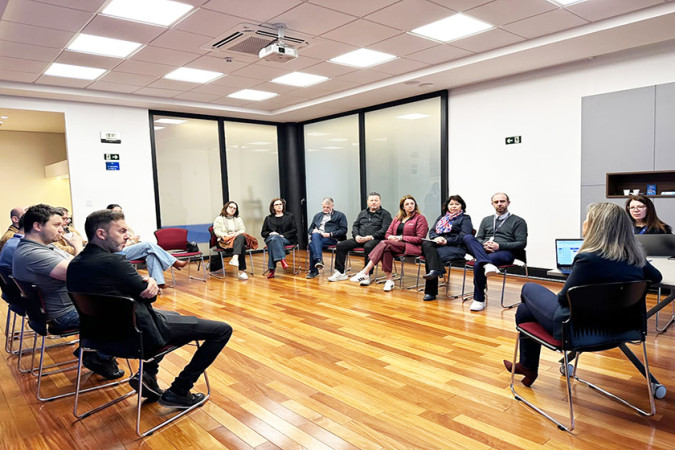 ACI e CPFL RGE debatem alternativas para qualificar atendimento a consumidores