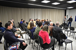 Comerciantes e entidades debatem melhorias no Rotativo Digital