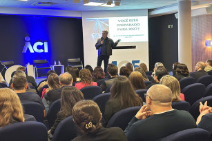 Auditor-fiscal da Receita Federal alerta para impactos da reforma tributária no comércio exterior