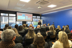 Foco na experiência do cliente marca jornada de 20 anos da  F4 Acessórios