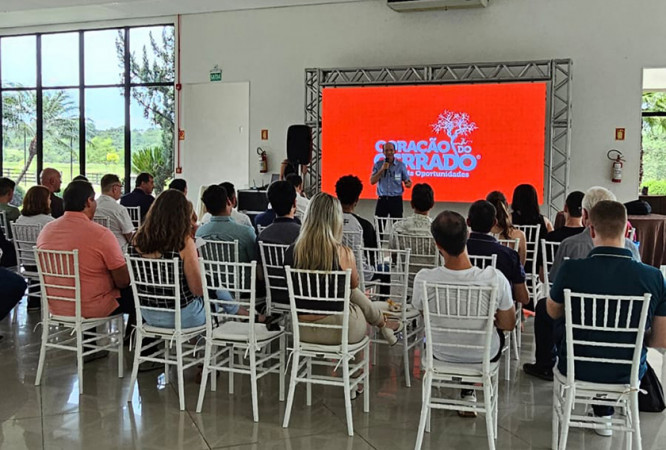 Painel debate captação de recursos e governança territorial