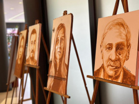 Exposição reúne pinturas que retratam sobreviventes da enchente de 2024